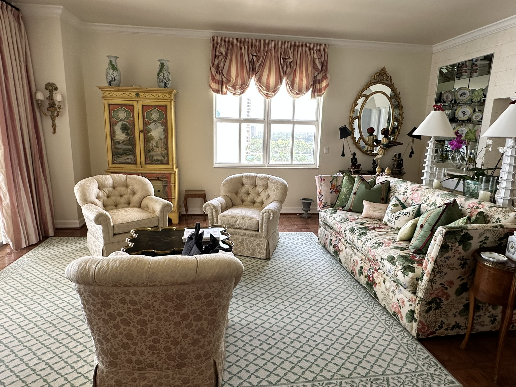 Estate interiors